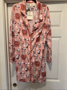 Munki Munki Peanuts Pink Snoopy Long Pajama Shirt